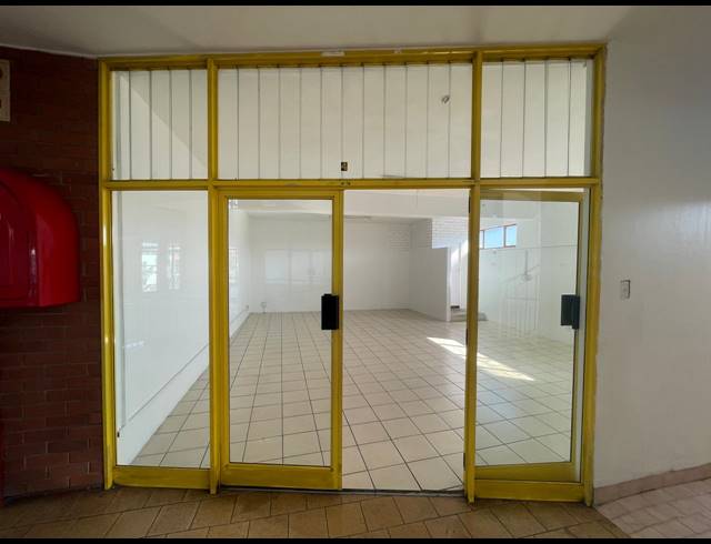 55M² RETAIL TO LET IN STARWOOD
